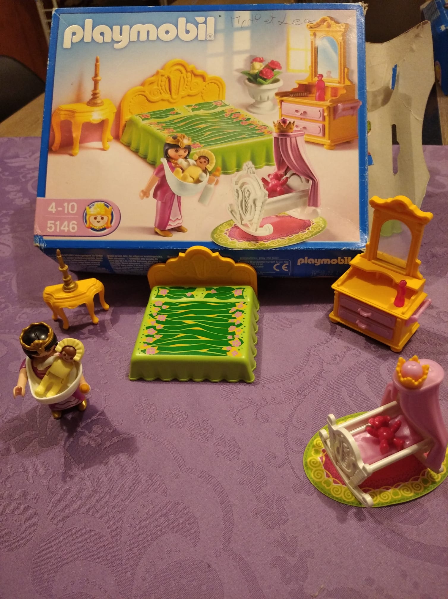 Playmobil - 5146 - Construction game - Queen's bedroom with cradle - TBE